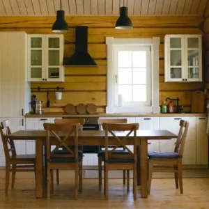 Дом (Желтый, на берегу озера с видом на скалу) Forrest Lodge Karelia