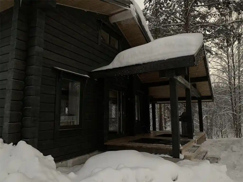 Дом (Зеленый, на скале с видом на озеро) Forrest Lodge Karelia