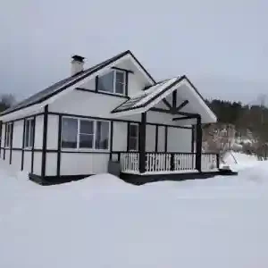 Дом у скалы Мёклахти в Микли